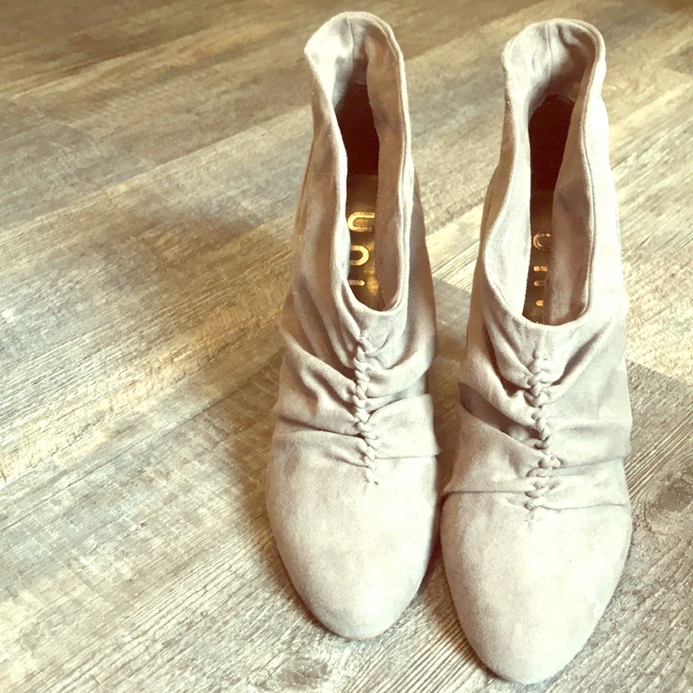 🔥🔥🔥Unisa suede booties! NWOB🔥🔥🔥 - Picture 2 of 5